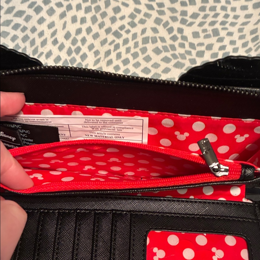 Loungefly Minnie & Mickey Mouse Red and Black Wallet - Picture 9 of 11